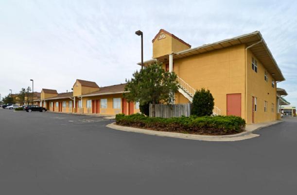 Surestay Hotel By Best Western Ottawa Exterior photo